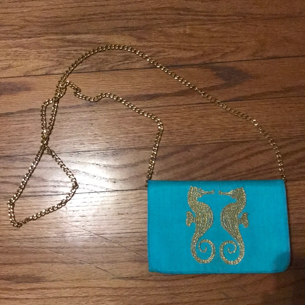Shiraleah Chicago Embroidered Turquoise Purse